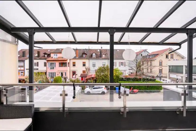 Guenstige Zimmer-Unterkunft Zimmer Mit Gemeinschaftsbad Lorrach Bagian luar foto