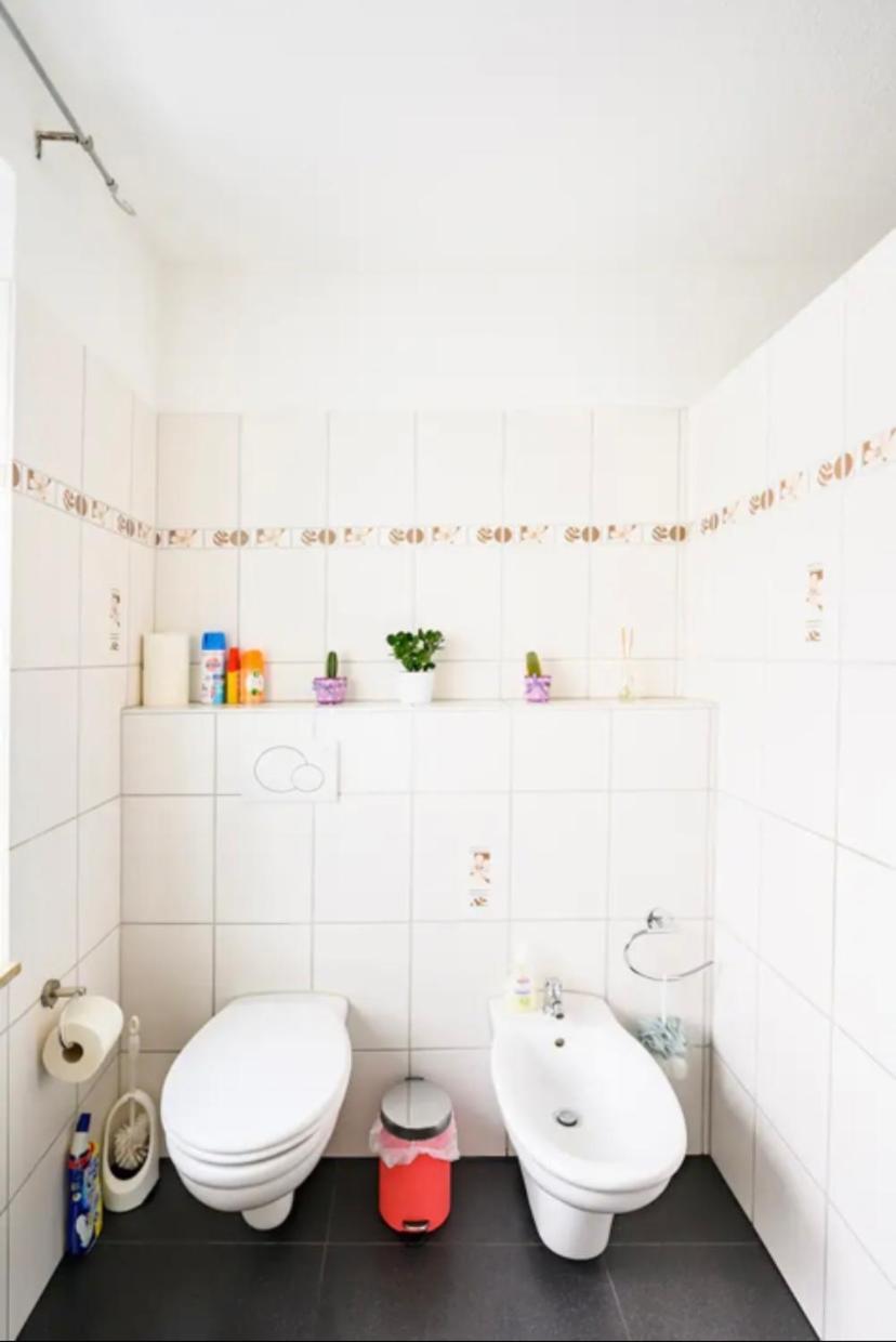 Guenstige Zimmer-Unterkunft Zimmer Mit Gemeinschaftsbad Lorrach Bagian luar foto